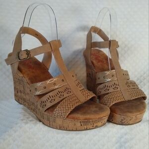Women's Tan Cork Look Wedge Sandals Sz 9 Delicate Gold Details